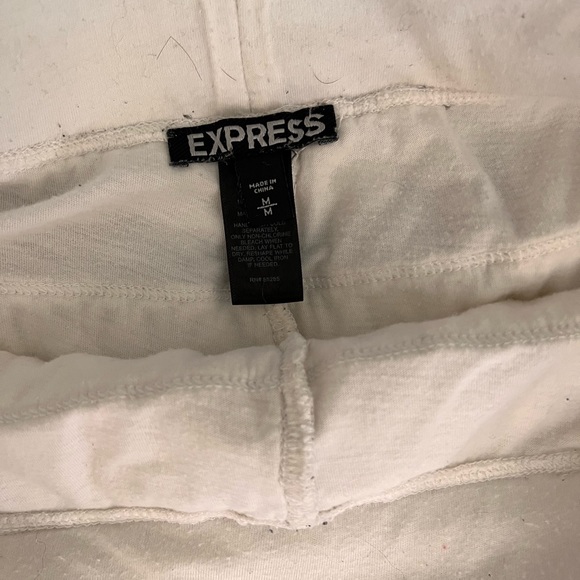 Express White Lace Shorts - Picture 2 of 2